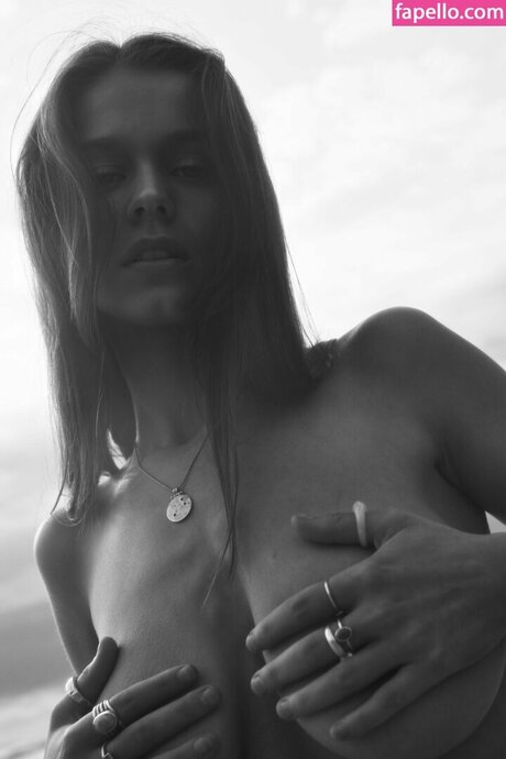 Chloe Campbell étoile exclusive images