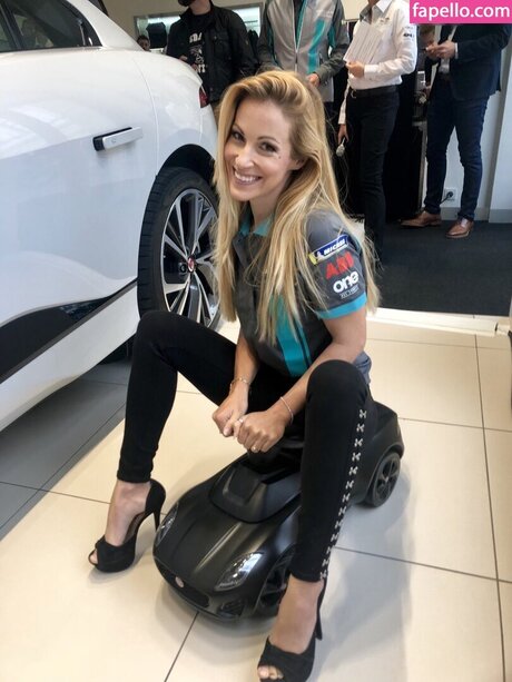 Andrea Kaiser star du porno sympa img