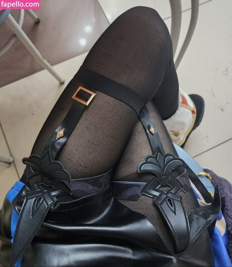 _kkexitt_ modèle parfait photo