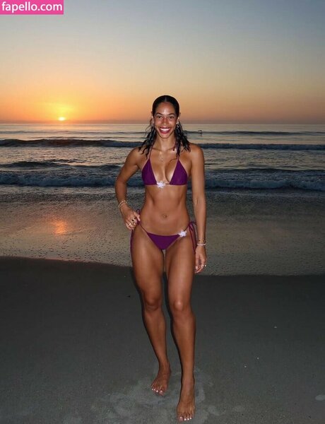 Savannah Pesante modèles nus des photos