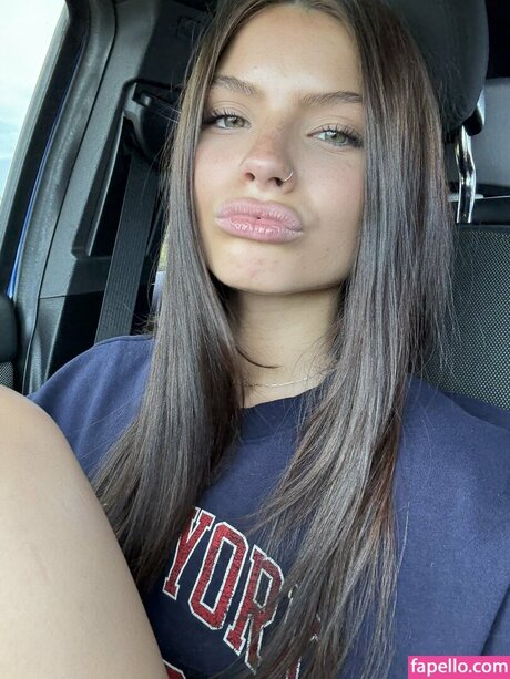 Lacey Solberg star du porno de haute qualité img