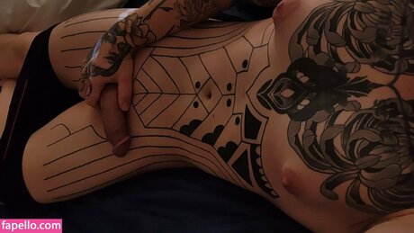 themodelseven modèle chaud img