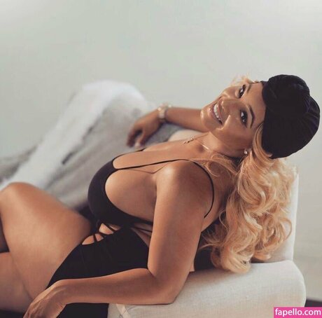 Persephaniificial actrice adulte galerie