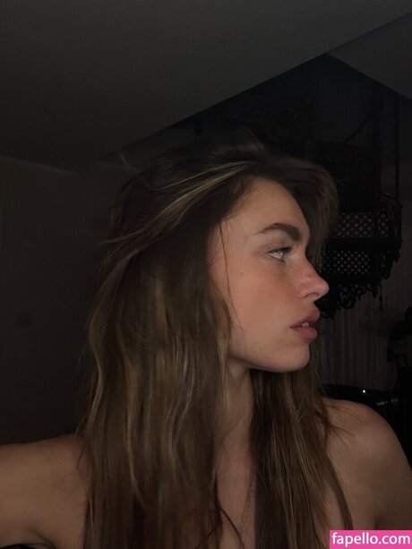 Charleen Weiss modèle magnifique photos