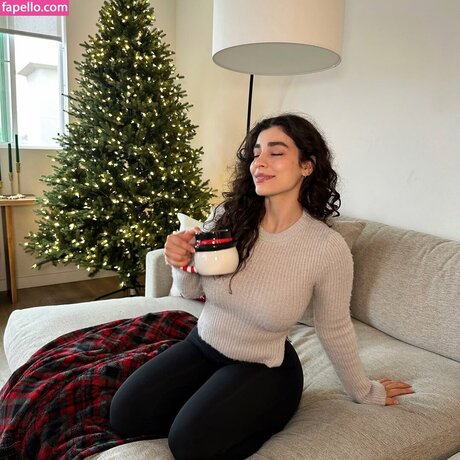 ayaattt jolie star du porno archive