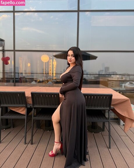 mumtahinaaa_ actrice pornographique photo