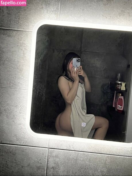 mamelons onlyfans meilleure jolie image