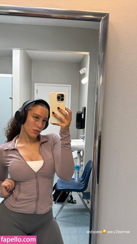 Kaliegh Robinson star du porno sexy img