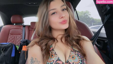 Selinasweets Hailhalizzle modèle nu photos