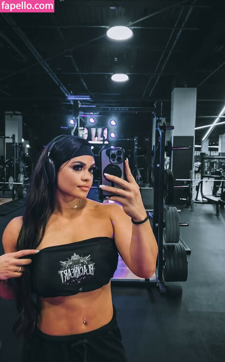 Nikki Blackheart jolie actrice galerie