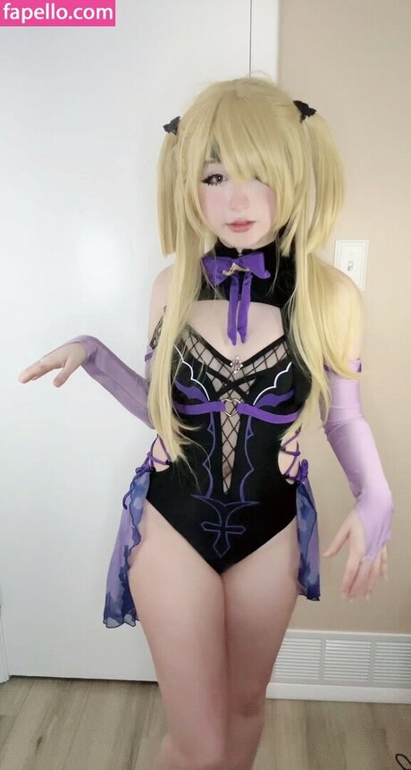 mewingava star du porno gratuit img