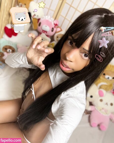 ShesnothingSpecial star exclusive img