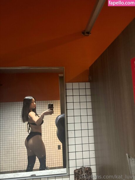 Heily Chavez star du porno gratuite galeries