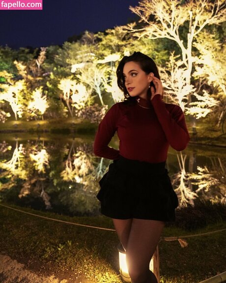 Miss Bri Torres star du porno chaud photos