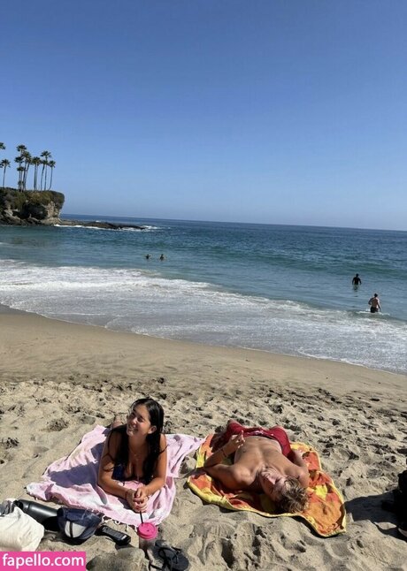 Camilla Marini star du porno chaude photos