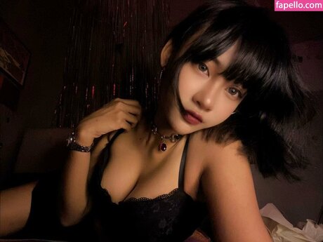 Atiqaaarn star du porno chaud photos