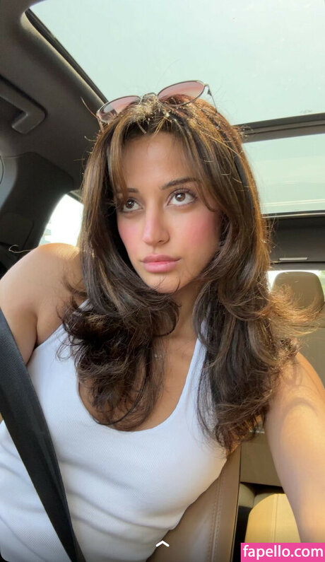 melodymelowo actrice exclusive galerie