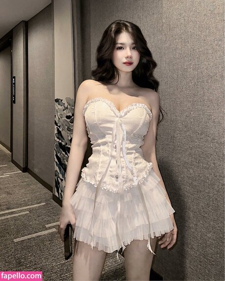 Tr H Ly modèle parfait galeries