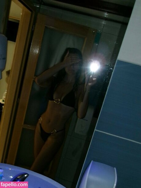 Rebel Masel modèles nus image