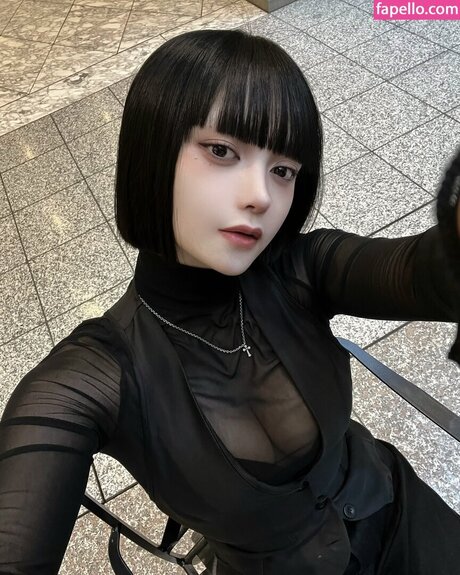 influenceur des médias sociaux onlyfans nu érotique archive