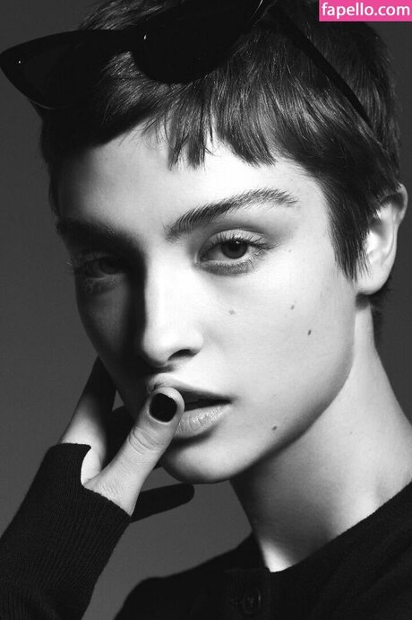 Lera Abova étoile sexy photos