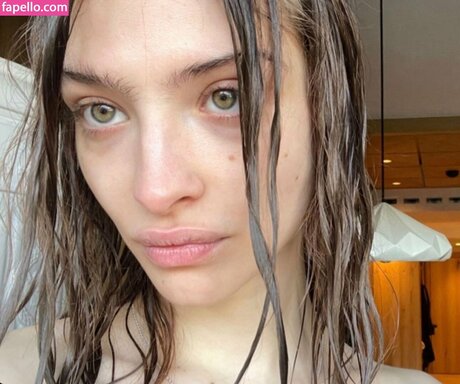 Lera Abova modèle érotique collection