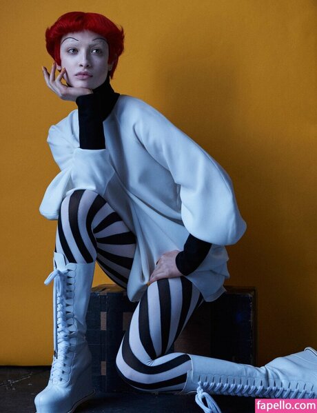 Lera Abova star du porno adulte img