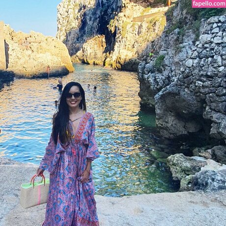 renathashen sexe star archive