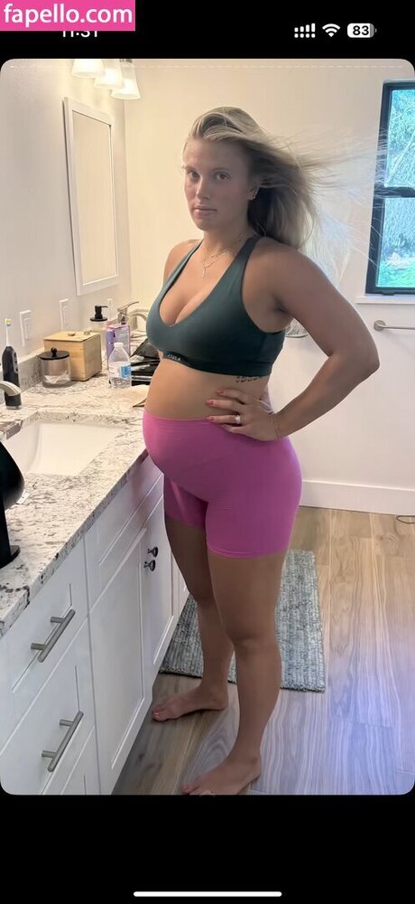 Cayla Vanderbaan modèle hd img