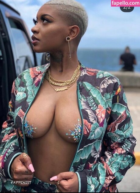 Jada Kingdom sexe star du porno galeries