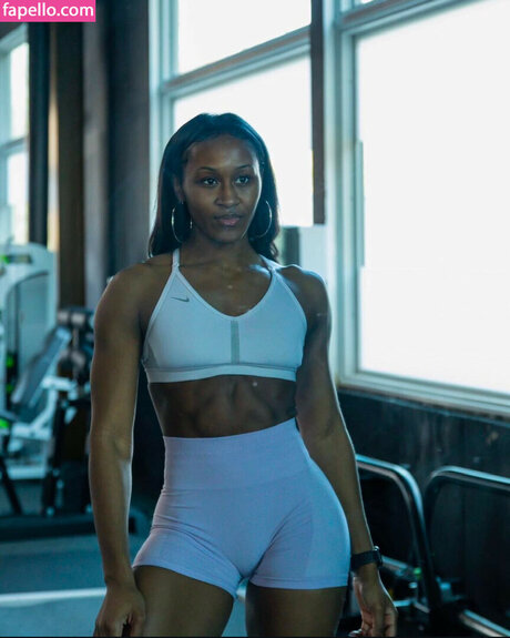 Tiara Howard nus star du porno collection