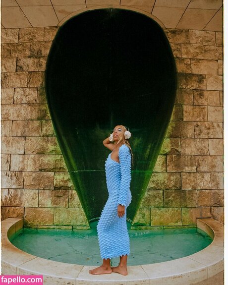 chatte solo uniquementfans érotique chaud photo