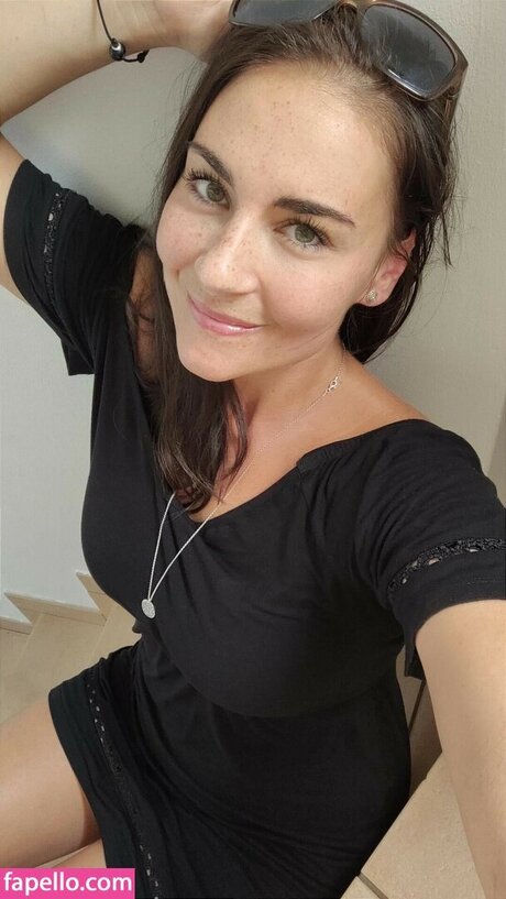 Nina Sita modèle érotique img