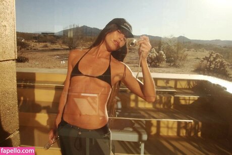 Nina Urgell Cloquell star du porno belle image