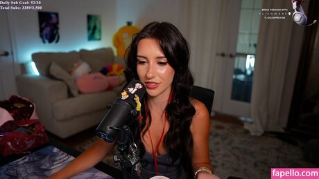 brieanneroksa modèle artistique img