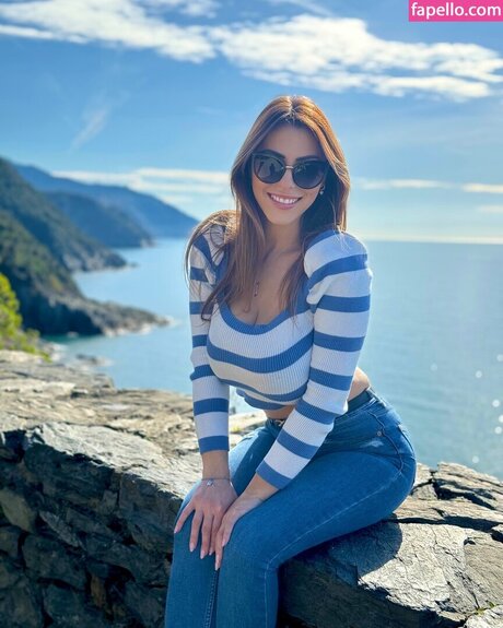 madamex93 modèle joli des photos