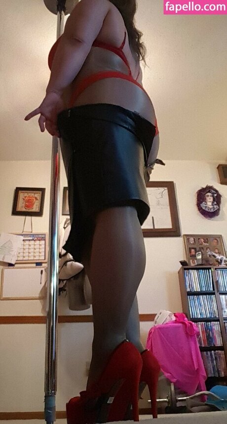 Nylonsandsocks modèle sexy galeries