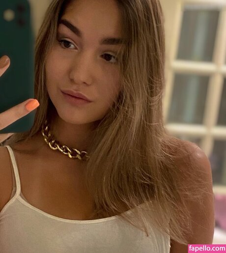 Mia Piper nus étoiles des photos