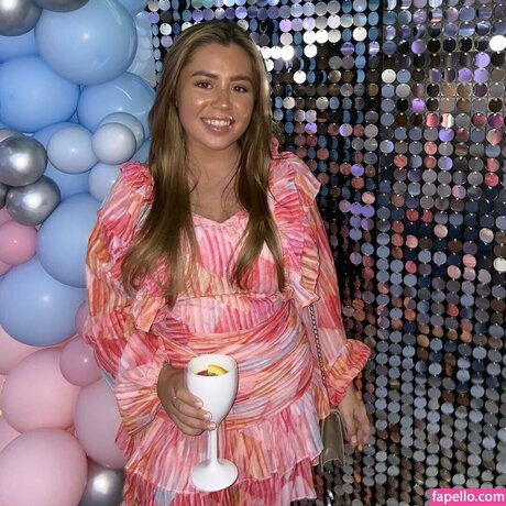 Sophie Williams nus étoiles des photos