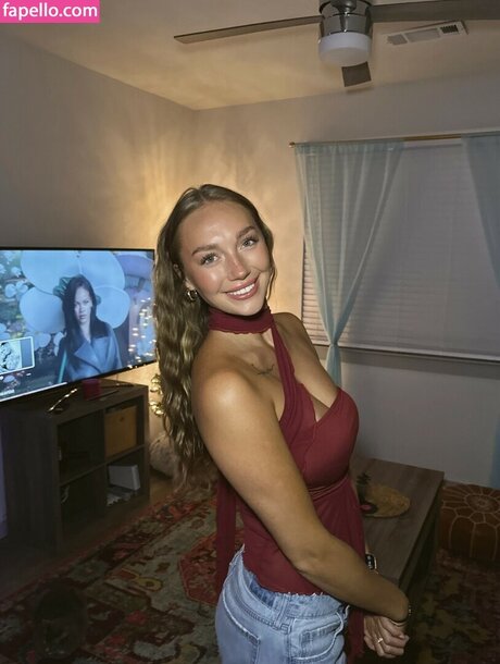 Jamie Gilbert modèle hd photos