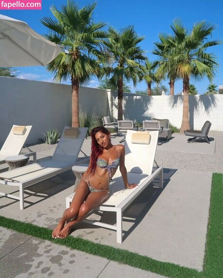 Lara Raj star du sexe galeries