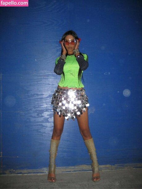 Lara Raj belle star du porno img