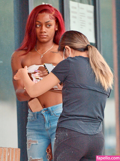 Shacarri Richardson nus étoiles photo