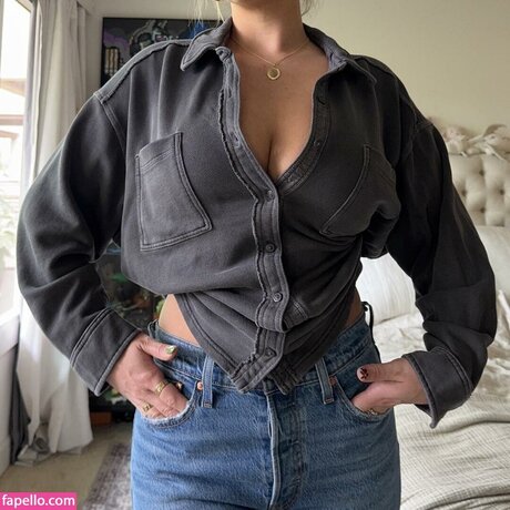 Kaylee Marvin star érotique photos