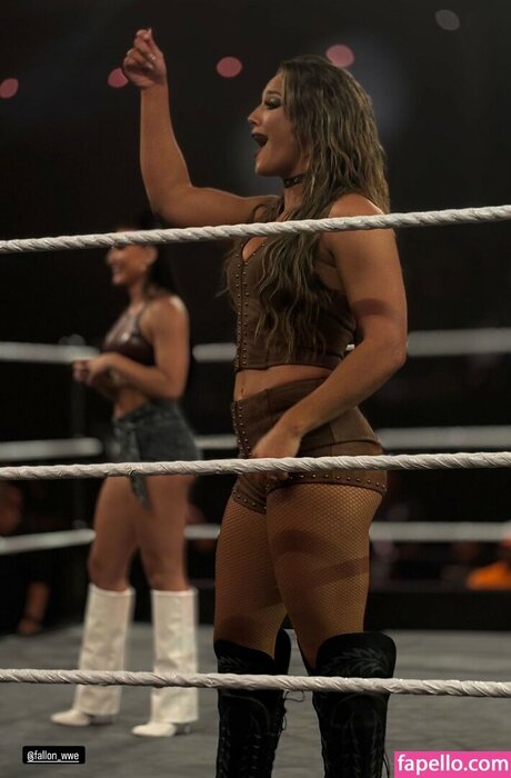 Fallon Henley modèle nu photo