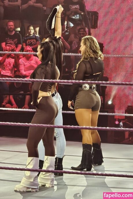 Fallon Henley star du porno galerie