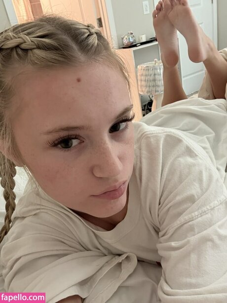 Mads Thompson Maddiiedee star du porno sympa images