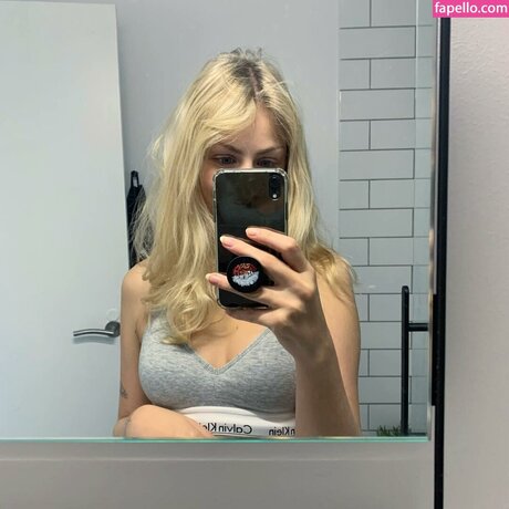 Marie Watson modèle adulte galerie