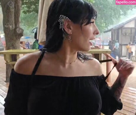 Juliakins étoile nue collection