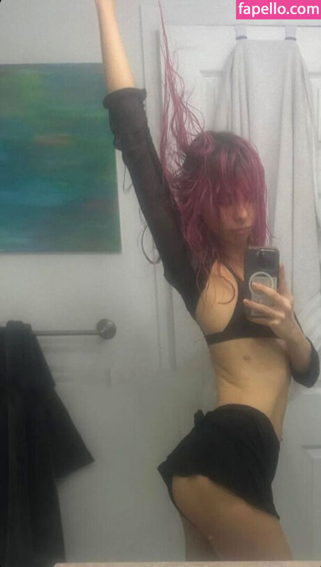 Maddie Phillips modèle adulte archive